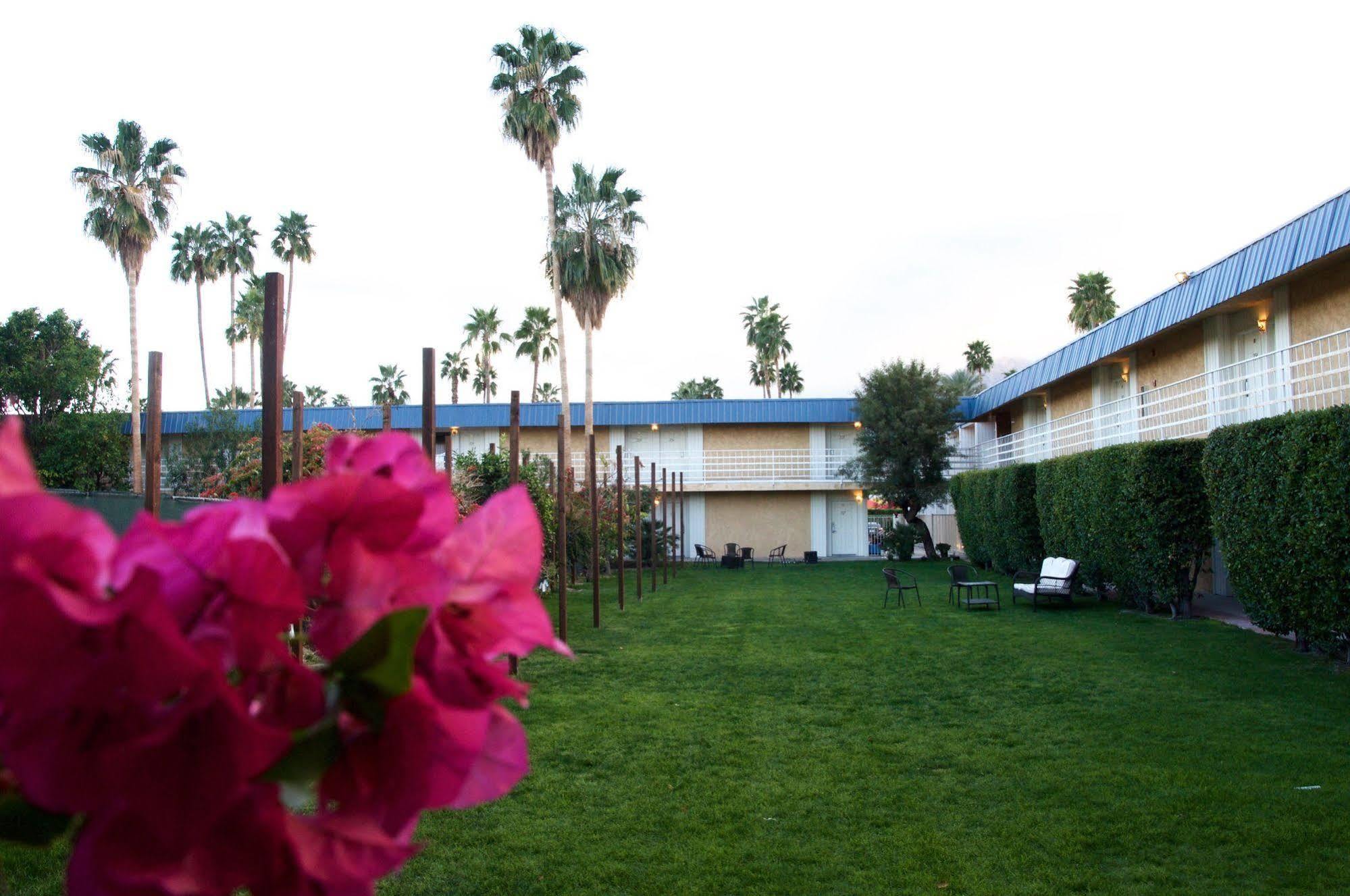 Delos Reyes Palm Springs Esterno foto