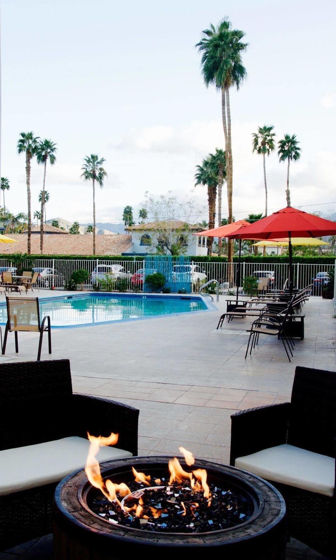 Delos Reyes Palm Springs Esterno foto